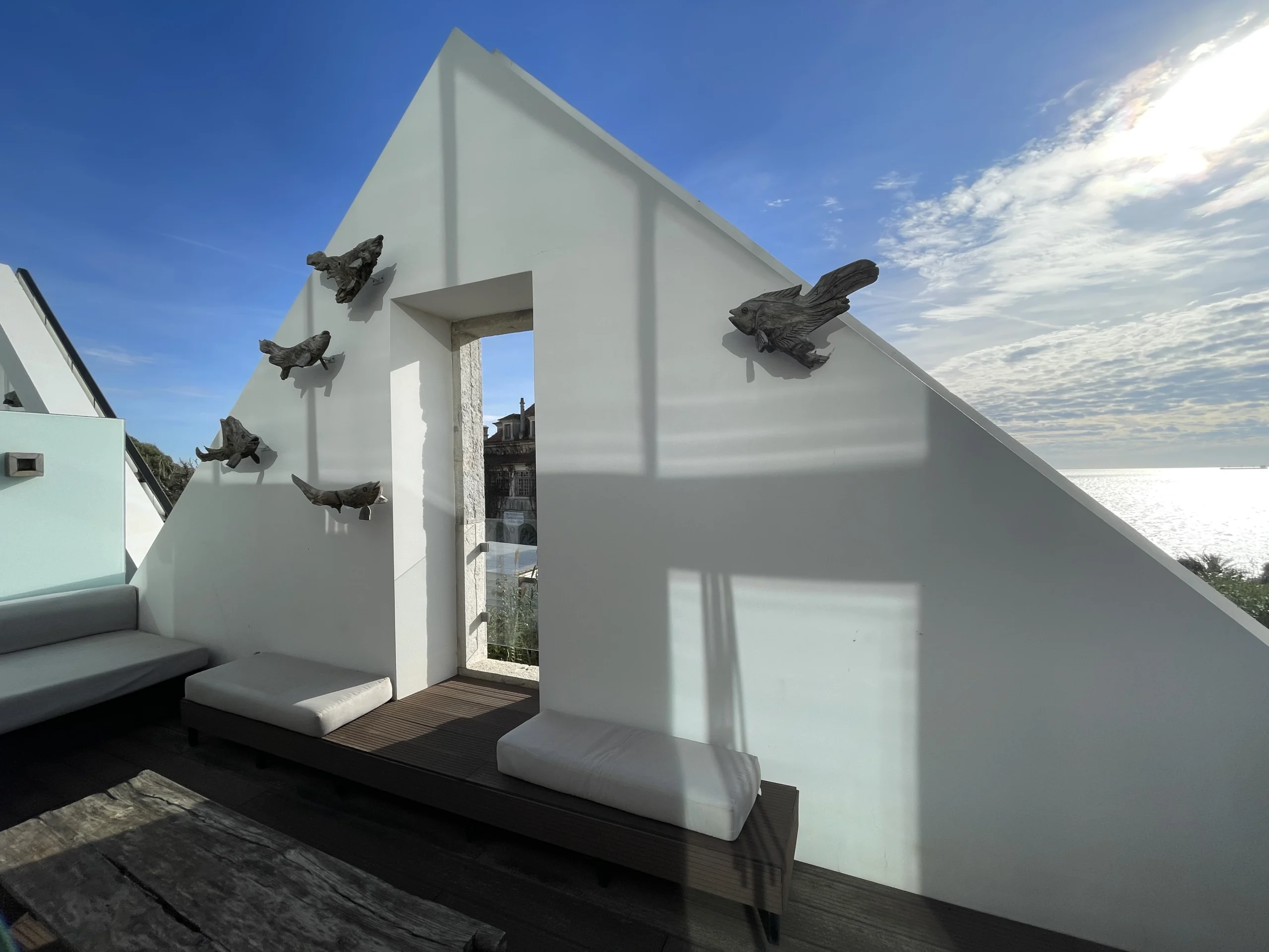 Pormenor do terraço da moradia T4 para venda no Estoril